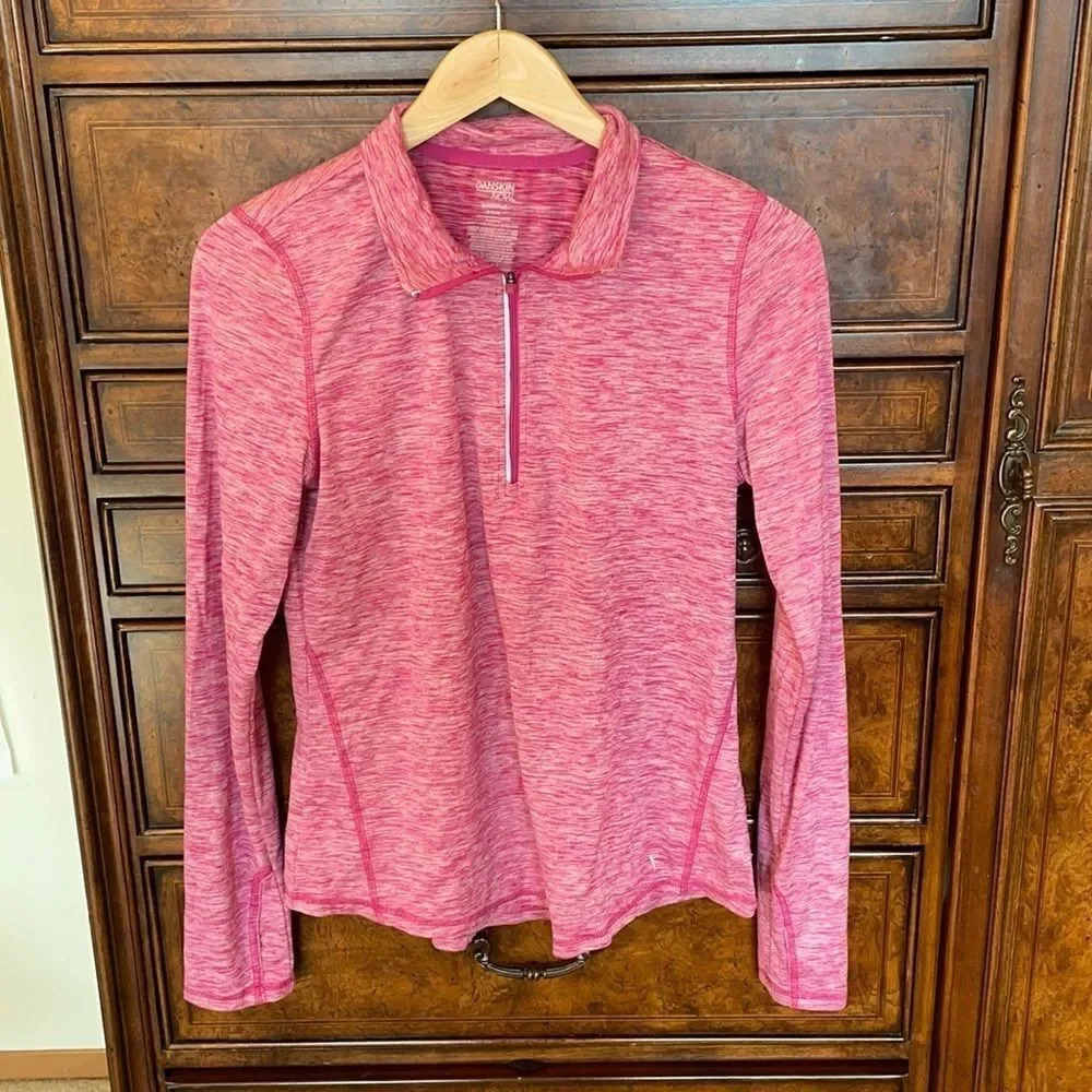 Danskin Now Semi Fitted woman’s pink and white long sleeve top